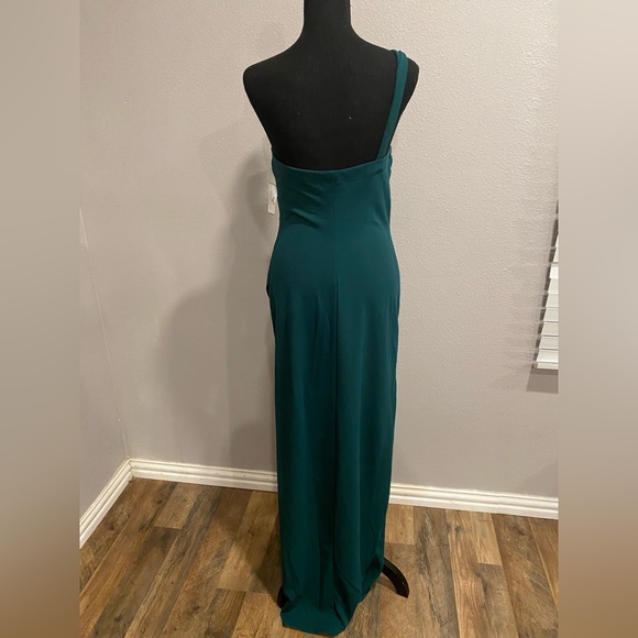 One Shoulder maxi dress - Picture 3 of 3